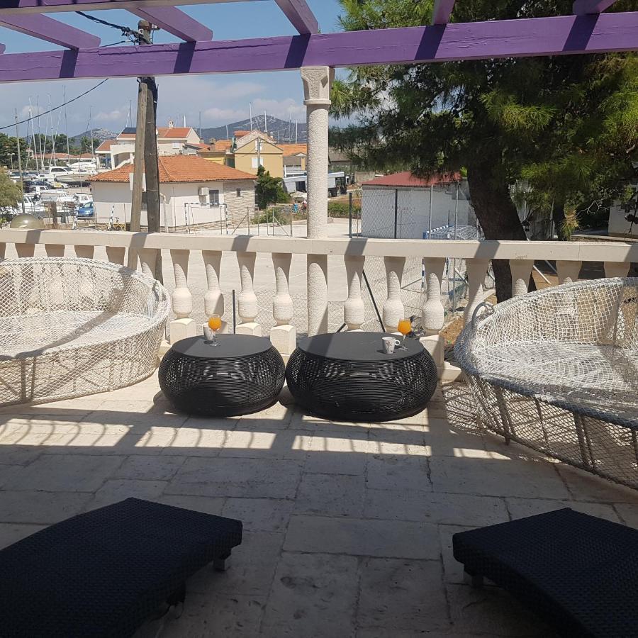 Jardin Kapetanova Kuca Veli Iž Exterior foto