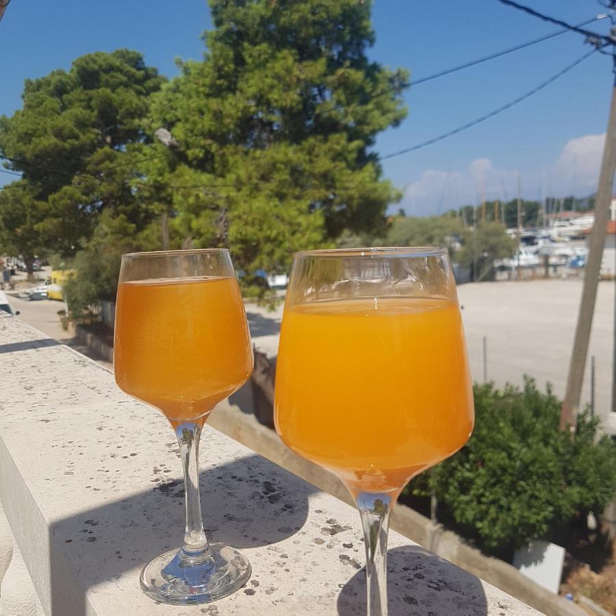 Jardin Kapetanova Kuca Veli Iž Exterior foto