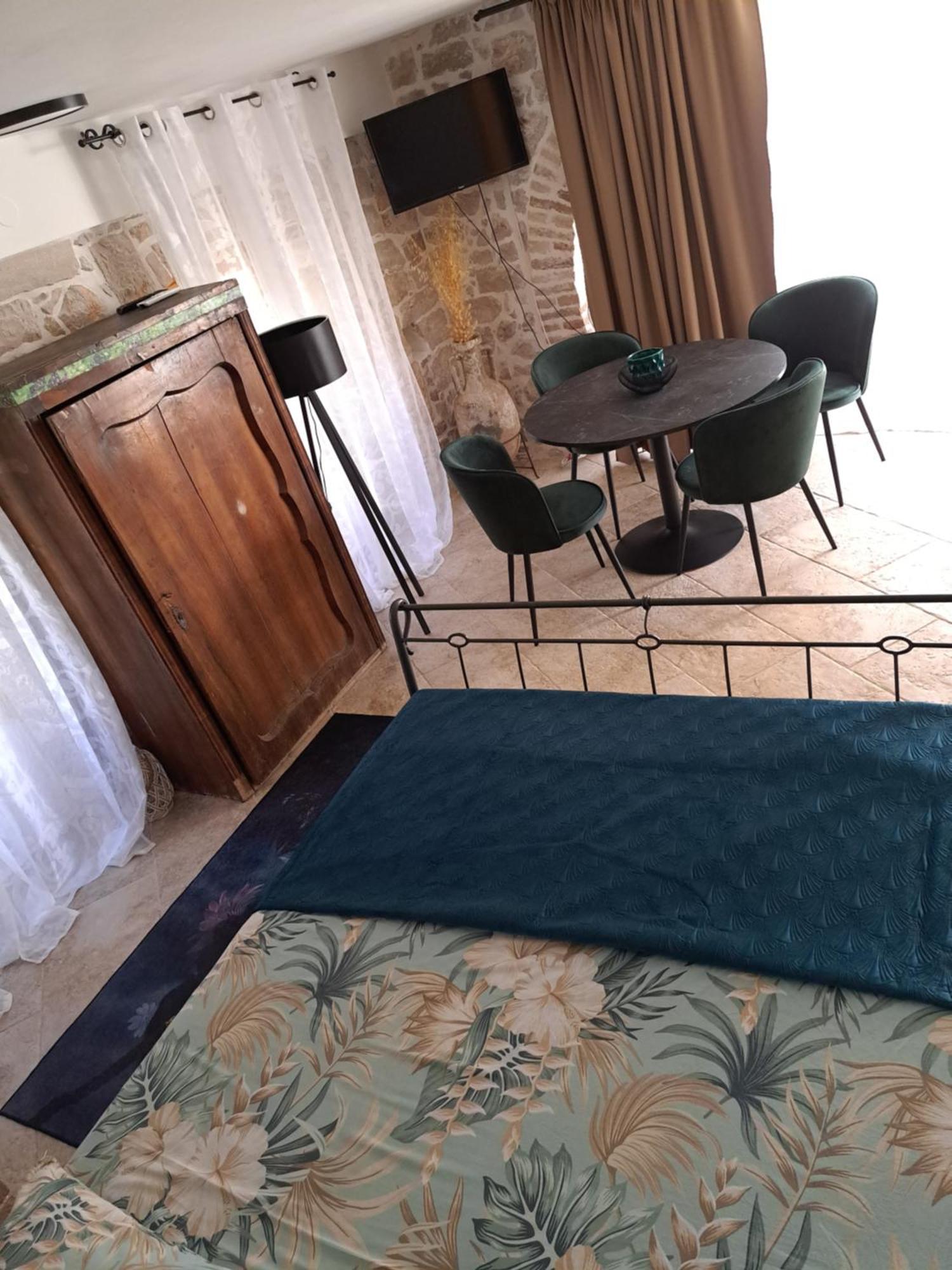 Jardin Kapetanova Kuca Veli Iž Exterior foto